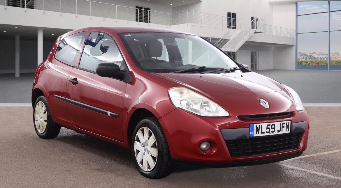 Used Renault Clio 2009 for sale - 77472802: Photo 4