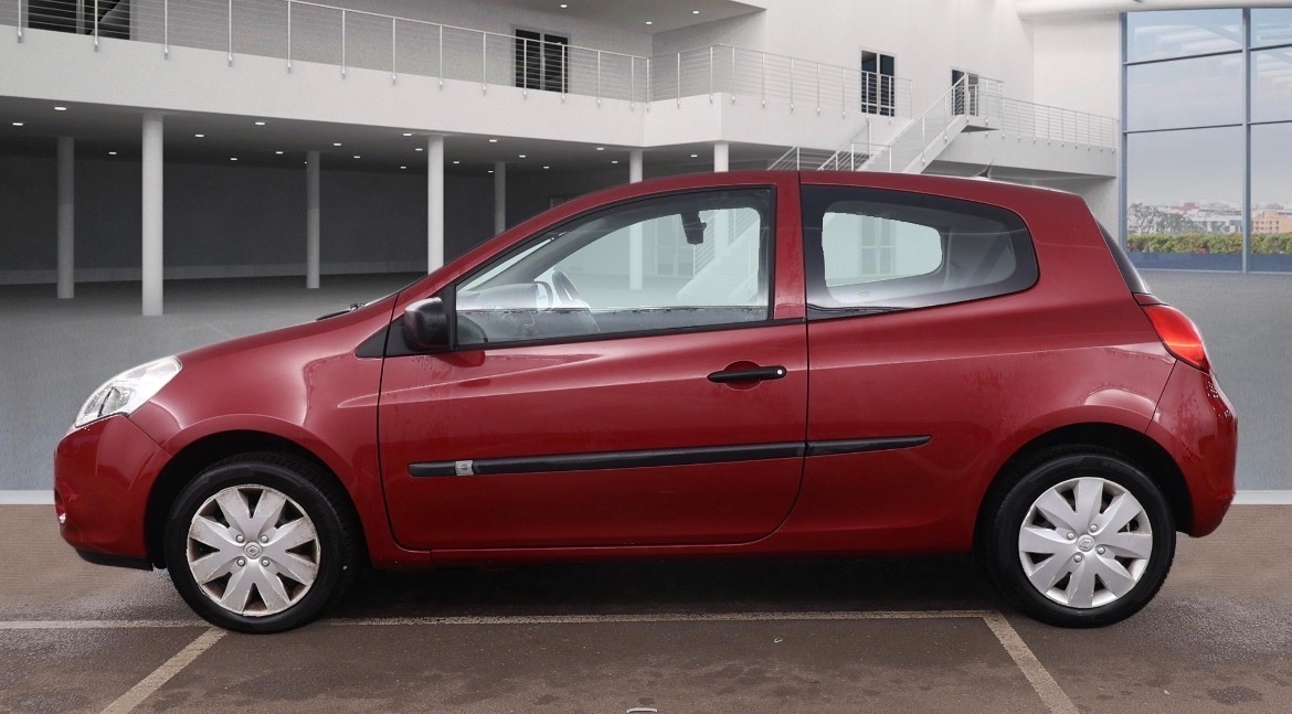 Used Renault Clio 2009 for sale - 77472802: Photo 5
