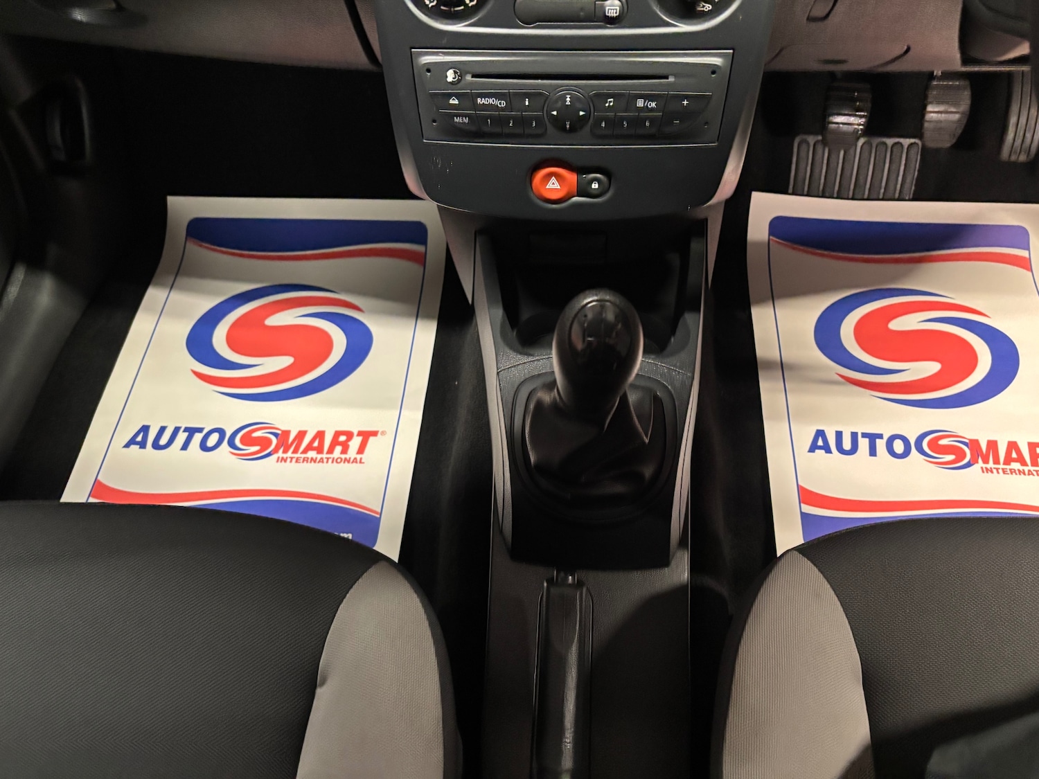 Used Renault Clio 2009 for sale - 77472802: Photo 51