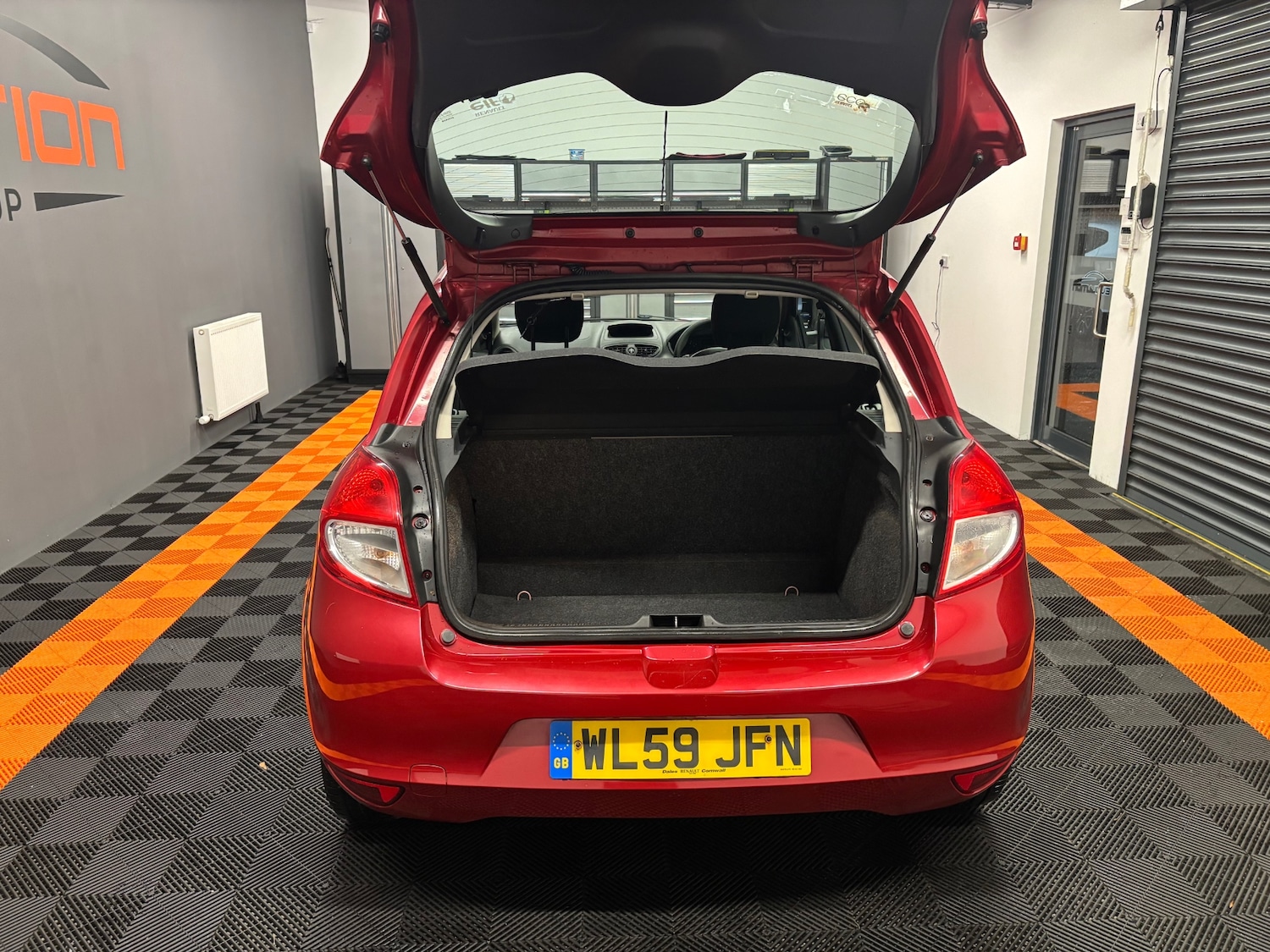 Used Renault Clio 2009 for sale - 77472802: Photo 66