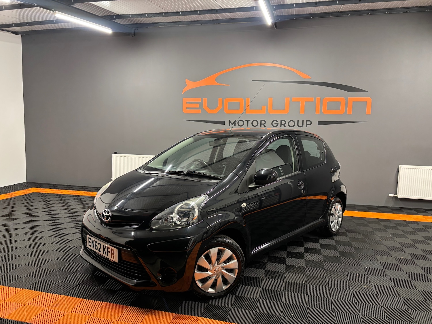 Used Toyota AYGO 2013 for sale - 76304458: Photo 10