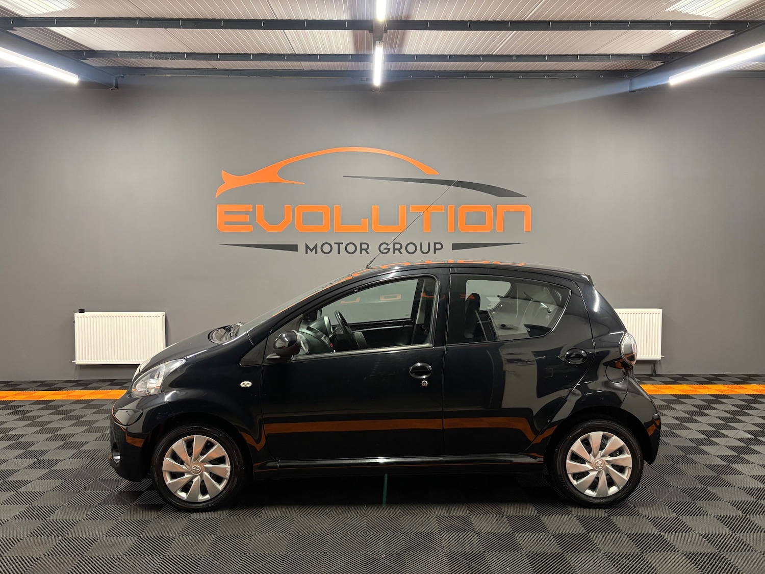 Used Toyota AYGO 2013 for sale - 76304458: Photo 12