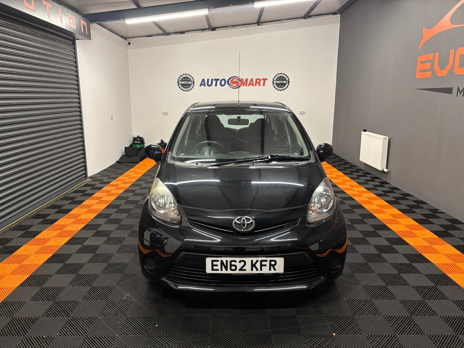 Used Toyota AYGO 2013 for sale - 76304458: Photo 14