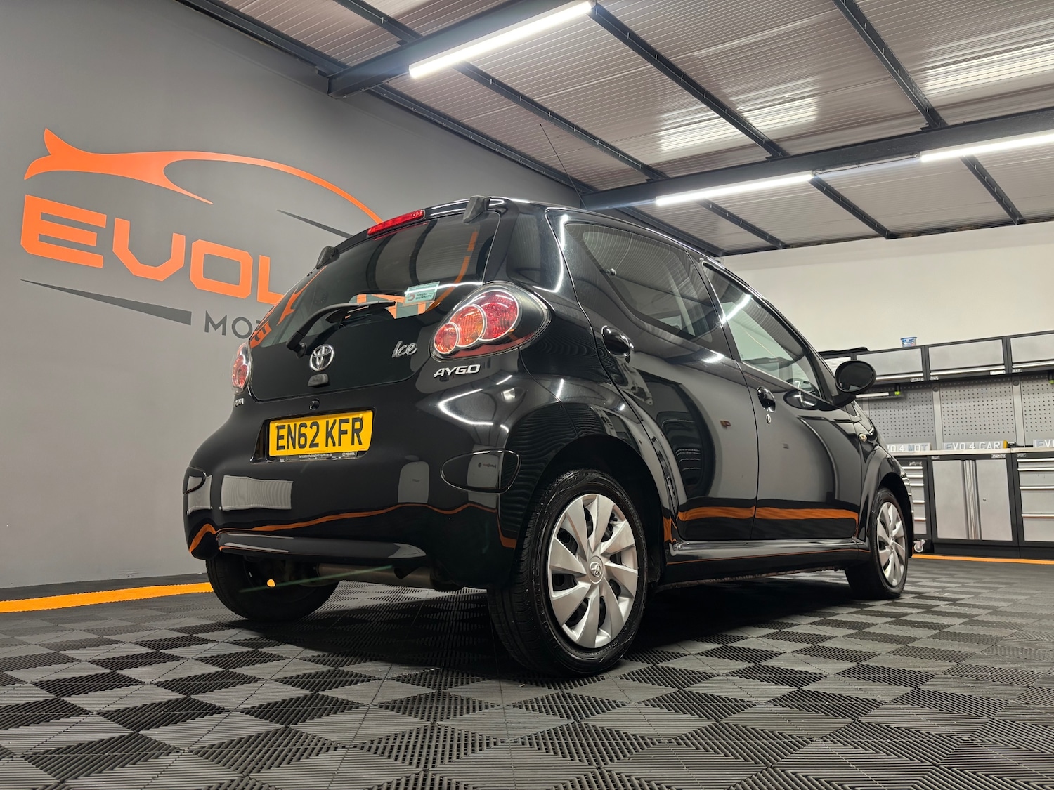 Used Toyota AYGO 2013 for sale - 76304458: Photo 25