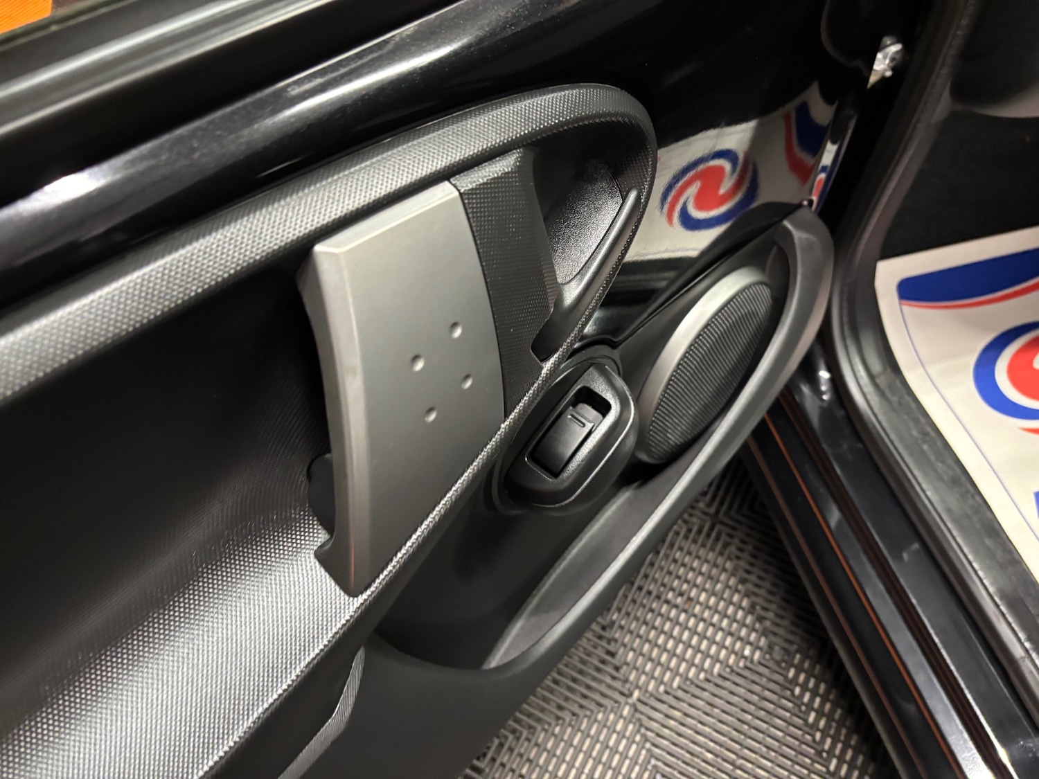 Used Toyota AYGO 2013 for sale - 76304458: Photo 51