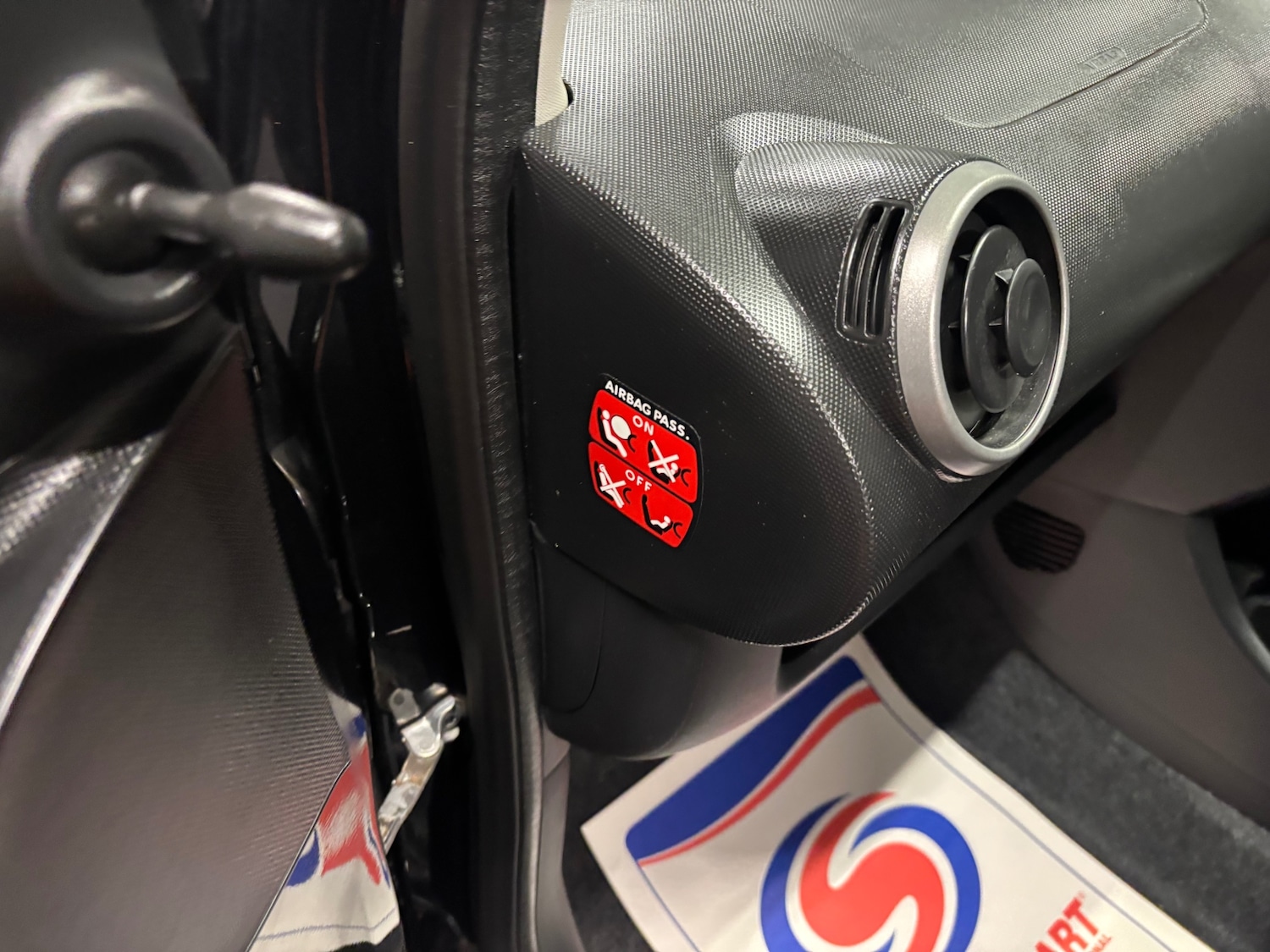 Used Toyota AYGO 2013 for sale - 76304458: Photo 52