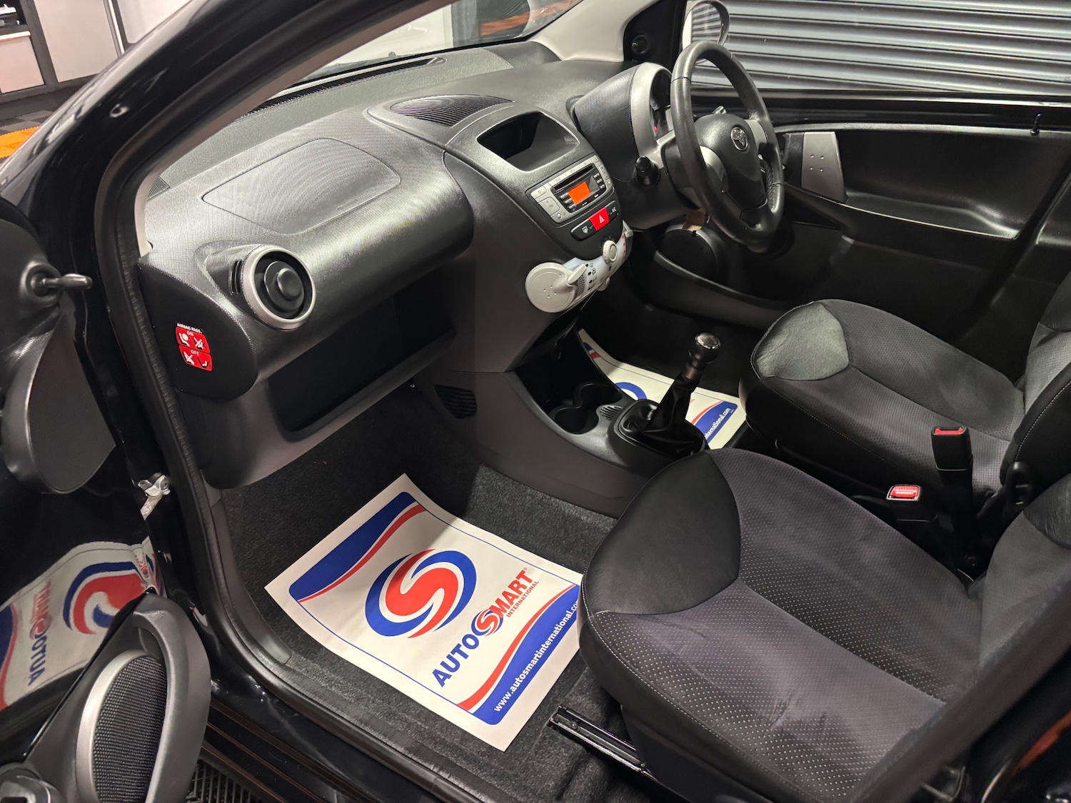 Used Toyota AYGO 2013 for sale - 76304458: Photo 53