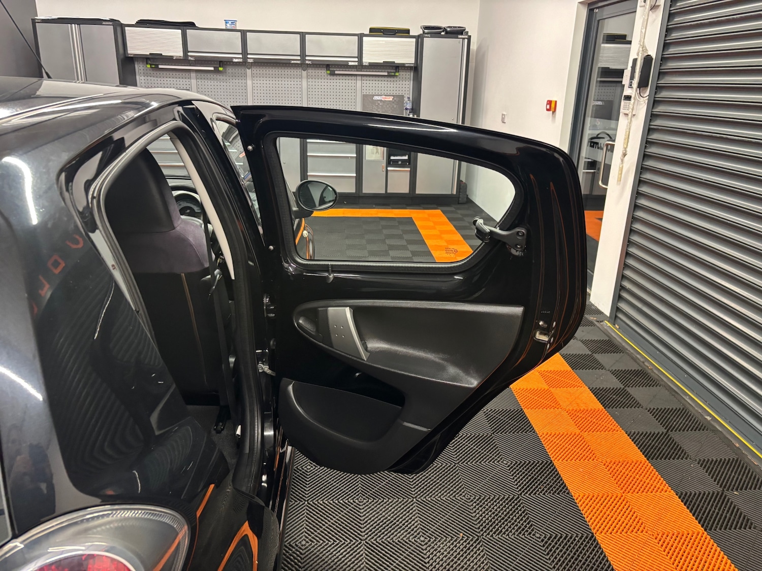 Used Toyota AYGO 2013 for sale - 76304458: Photo 58