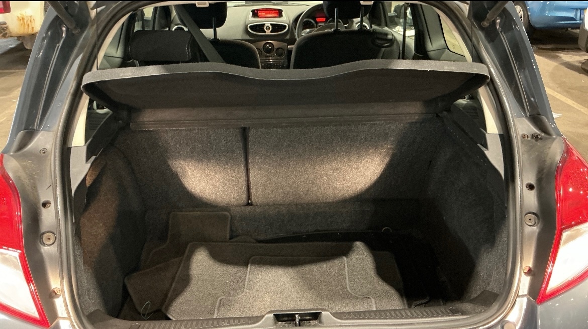 Used Renault Clio 2012 for sale - 76763252: Photo 11