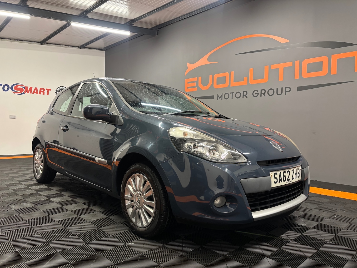 Used Renault Clio 2012 for sale - 76763252: Photo 19