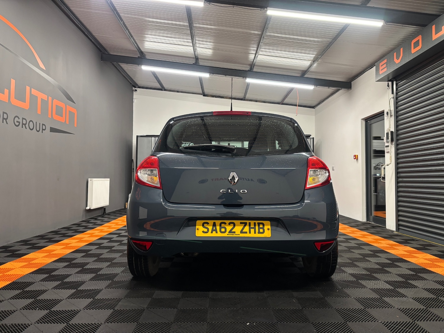 Used Renault Clio 2012 for sale - 76763252: Photo 27