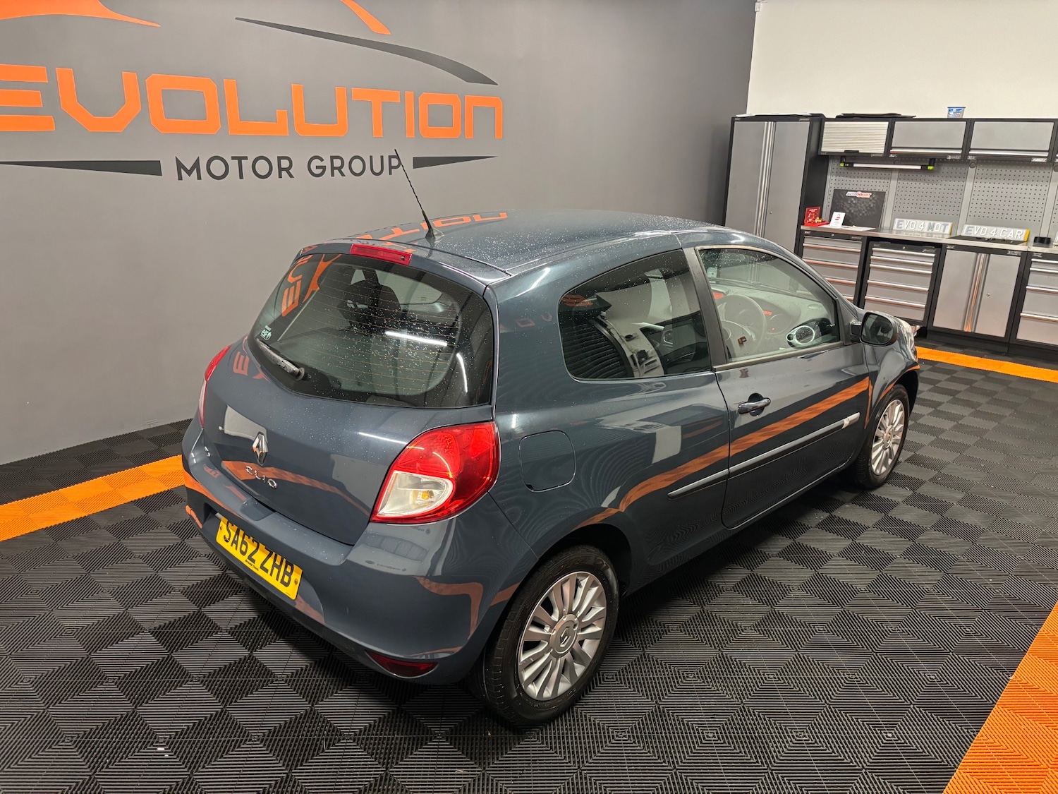 Used Renault Clio 2012 for sale - 76763252: Photo 29