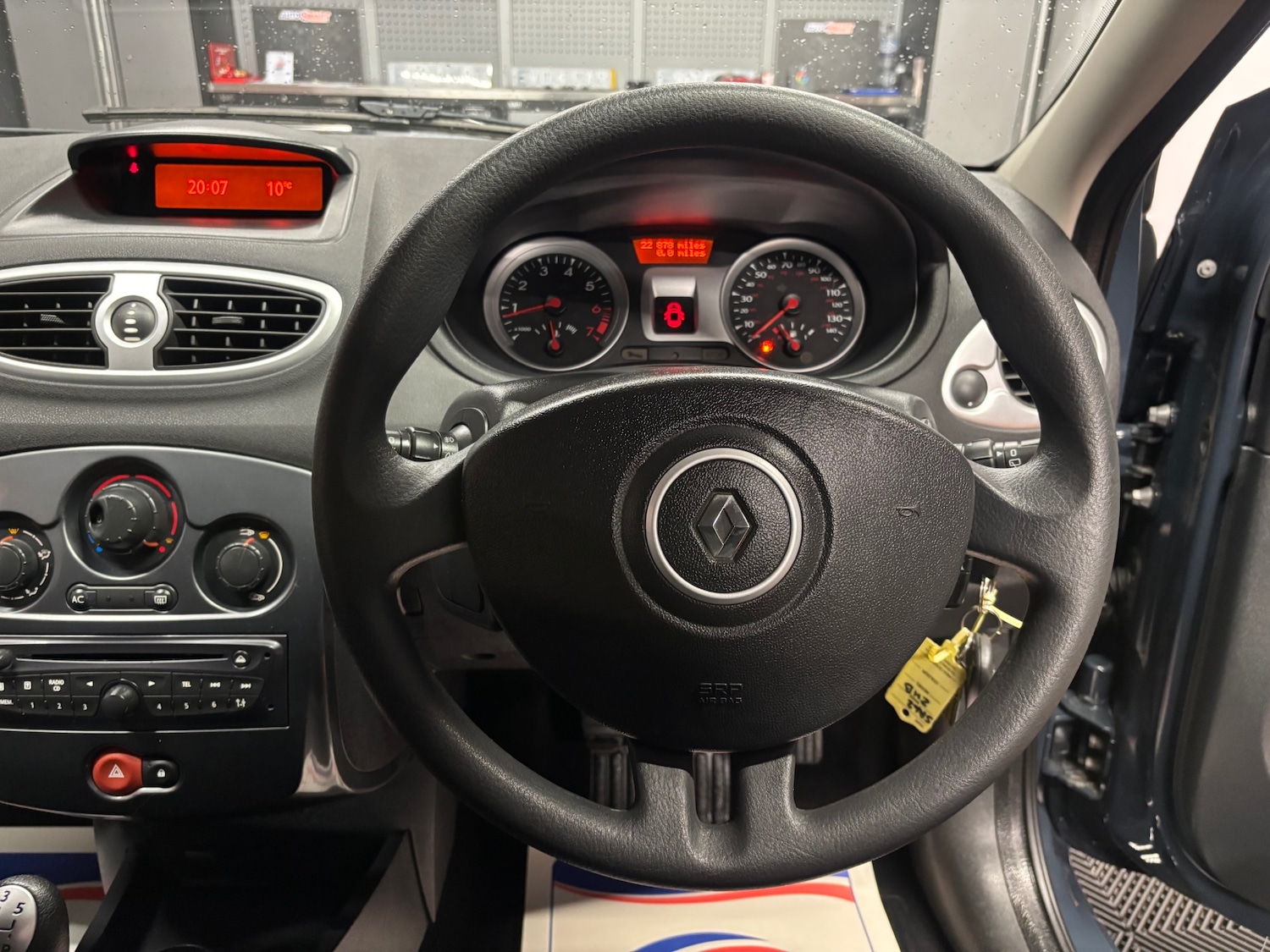 Used Renault Clio 2012 for sale - 76763252: Photo 41