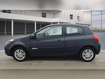 Used Renault Clio 2012 for sale - 76763252: Photo