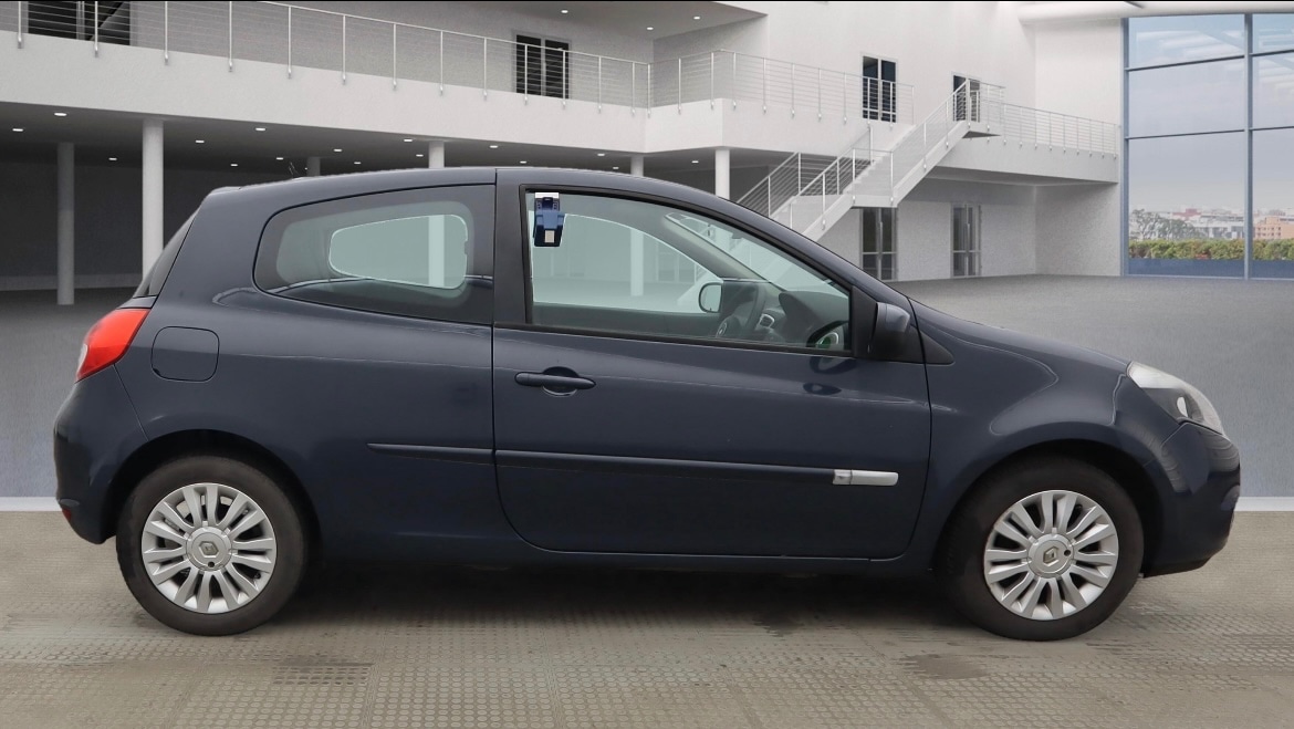 Used Renault Clio 2012 for sale - 76763252: Photo 5