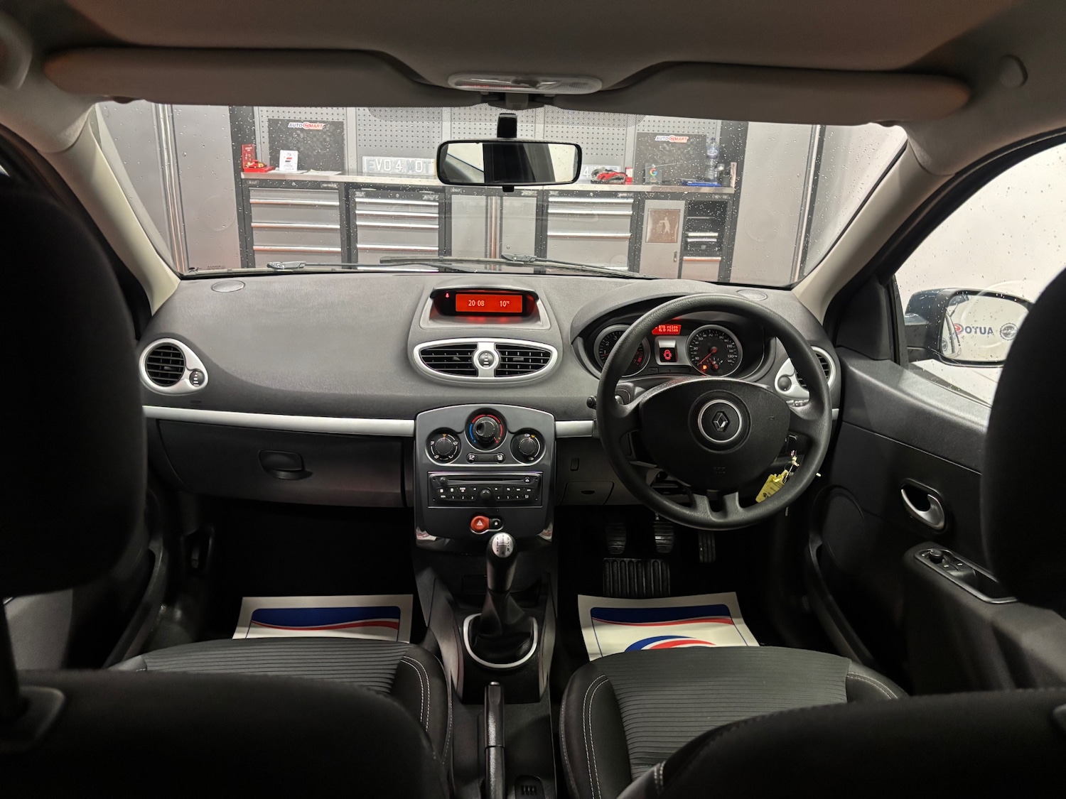 Used Renault Clio 2012 for sale - 76763252: Photo 57