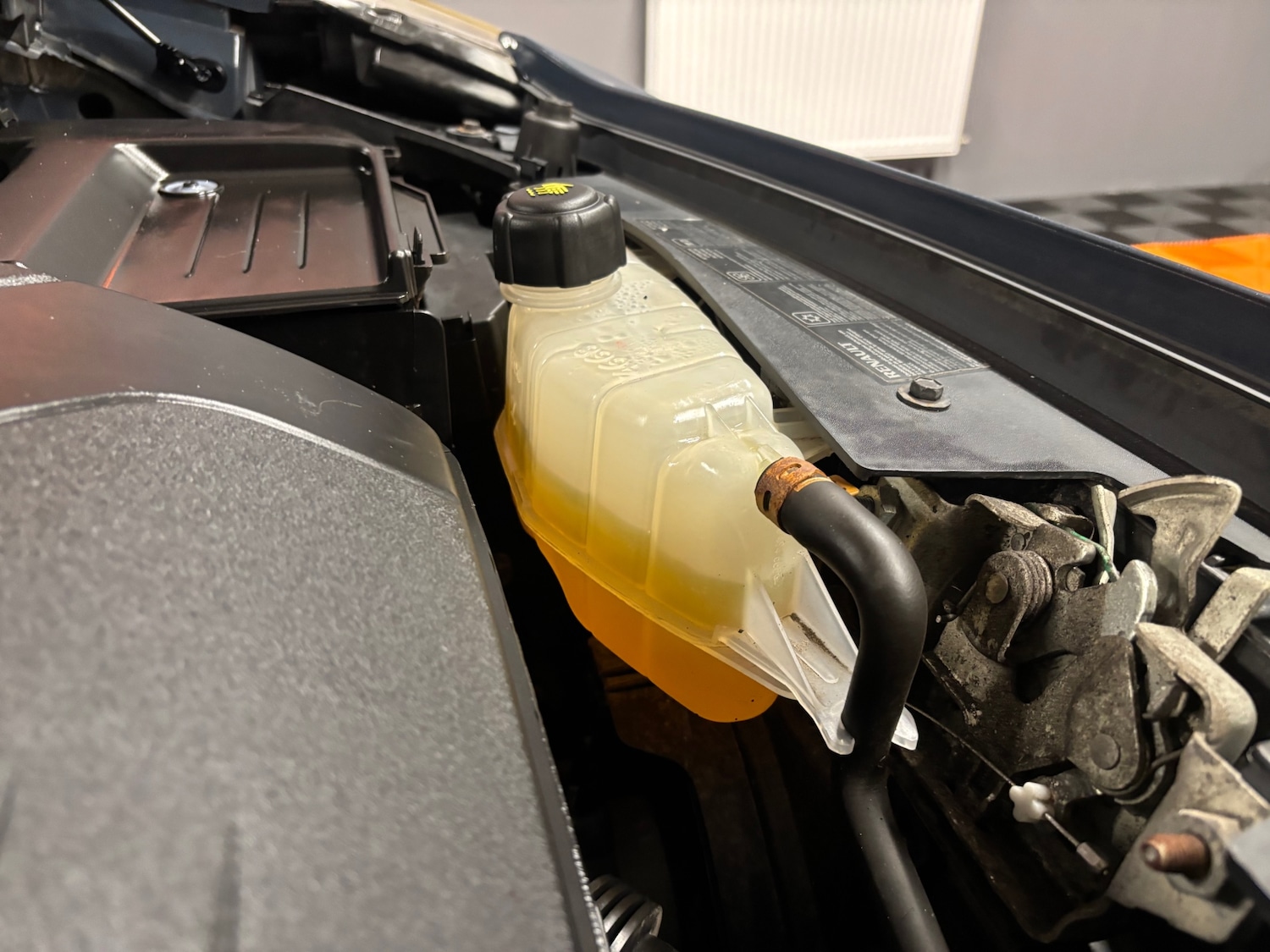 Used Renault Clio 2012 for sale - 76763252: Photo 71