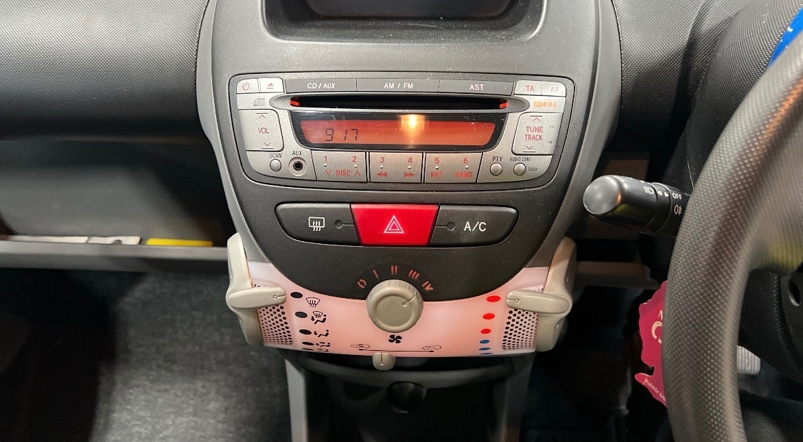 Used Toyota AYGO 2009 for sale - 77168776: Photo 9