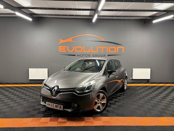 Used Renault Clio 2015 for sale - 77482622: Photo