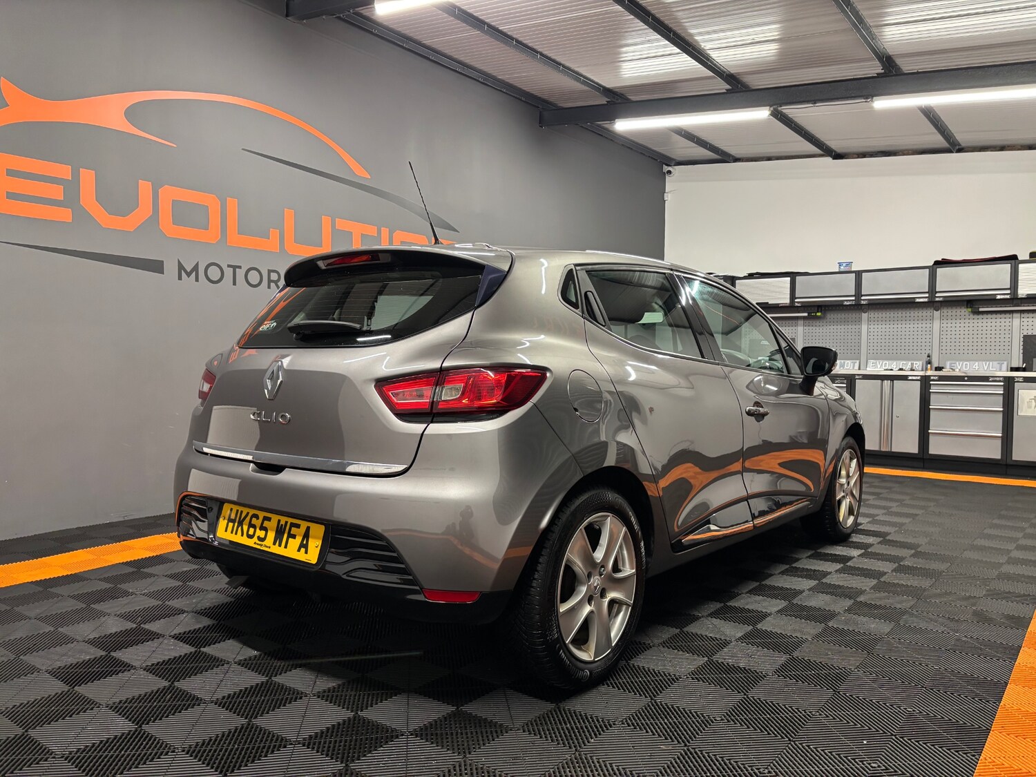 Used Renault Clio 2015 for sale - 77482622: Photo 28