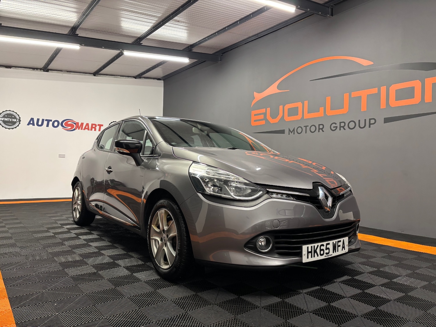 Used Renault Clio 2015 for sale - 77482622: Photo 3