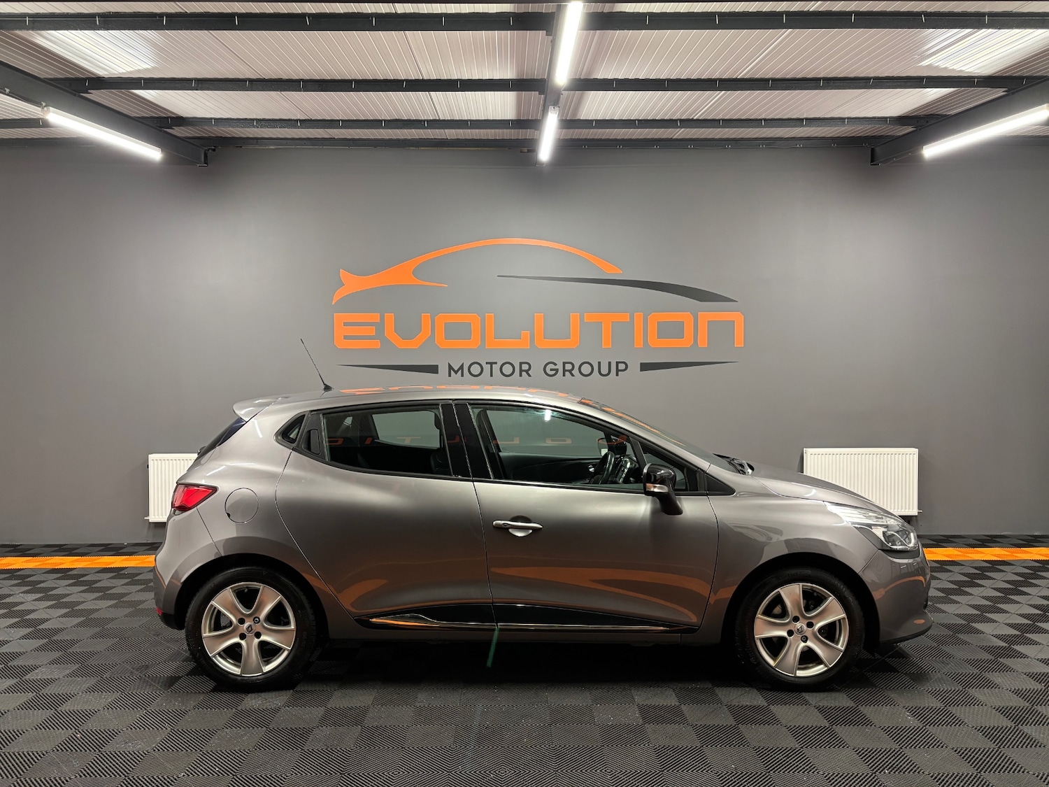 Used Renault Clio 2015 for sale - 77482622: Photo 4