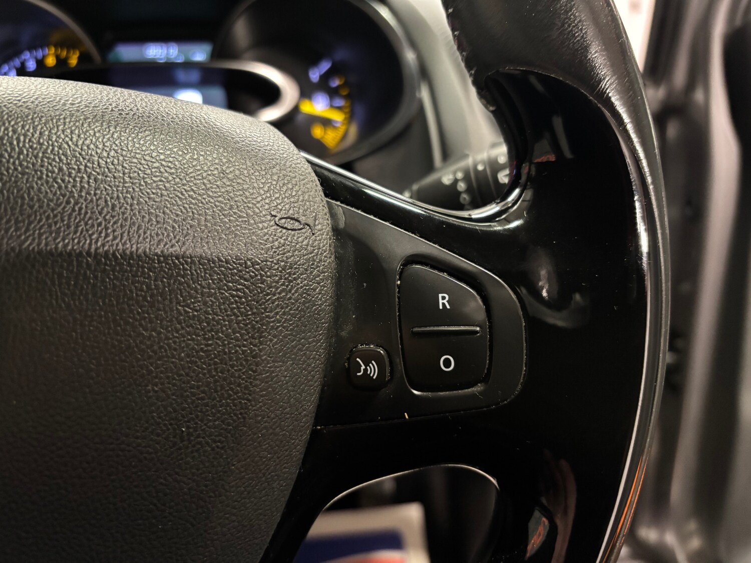 Used Renault Clio 2015 for sale - 77482622: Photo 43