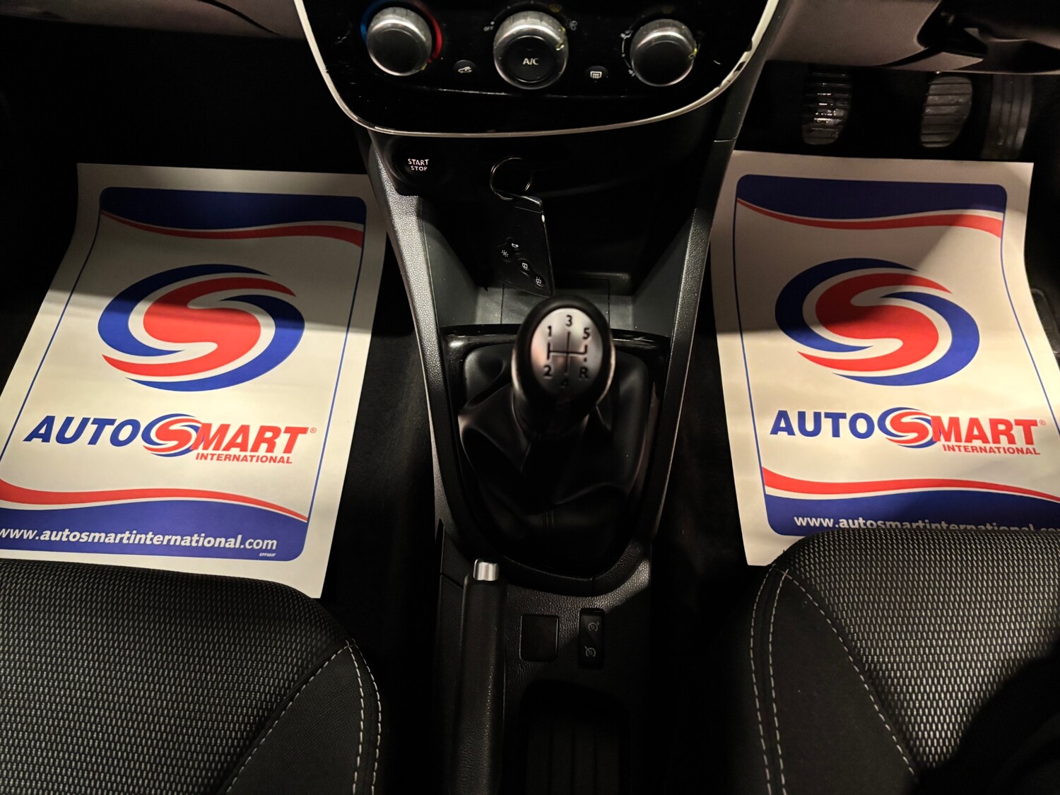 Used Renault Clio 2015 for sale - 77482622: Photo 45