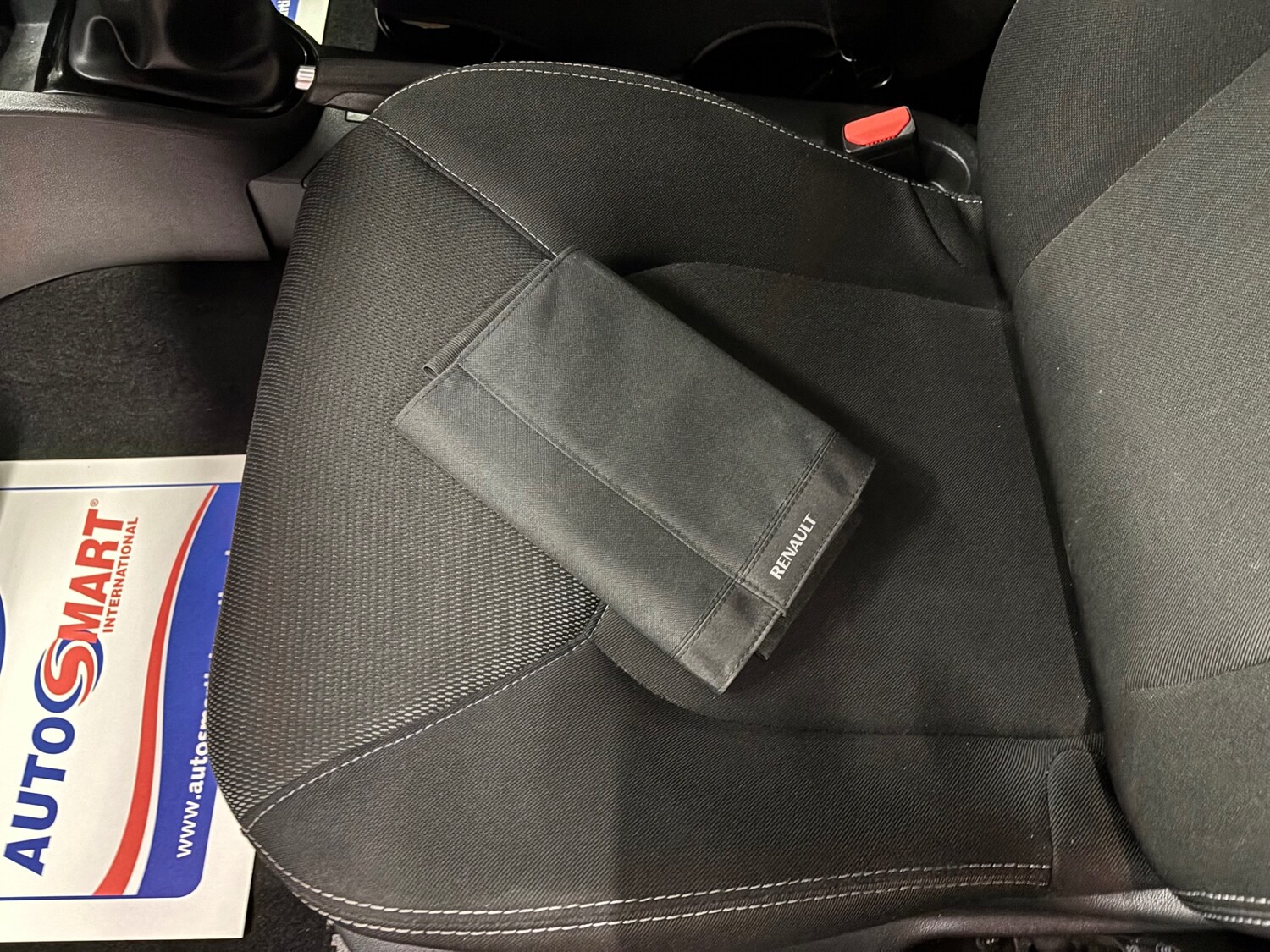 Used Renault Clio 2015 for sale - 77482622: Photo 57