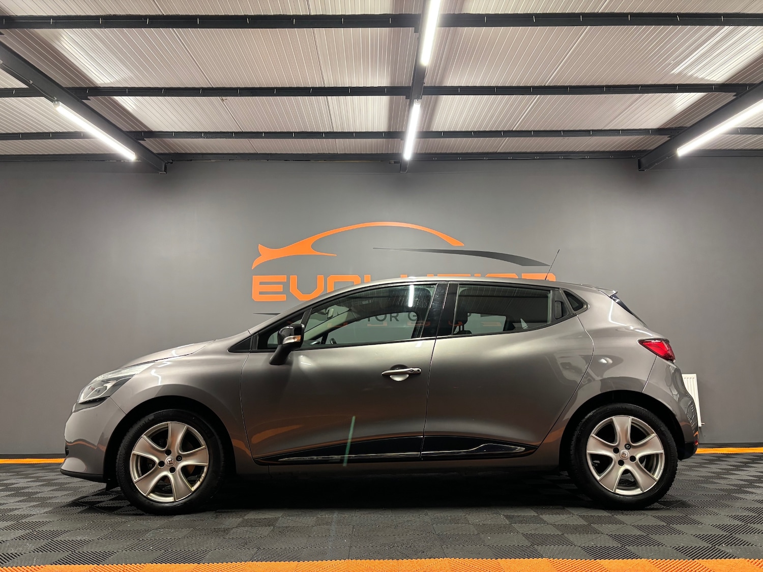 Used Renault Clio 2015 for sale - 77482622: Photo 8