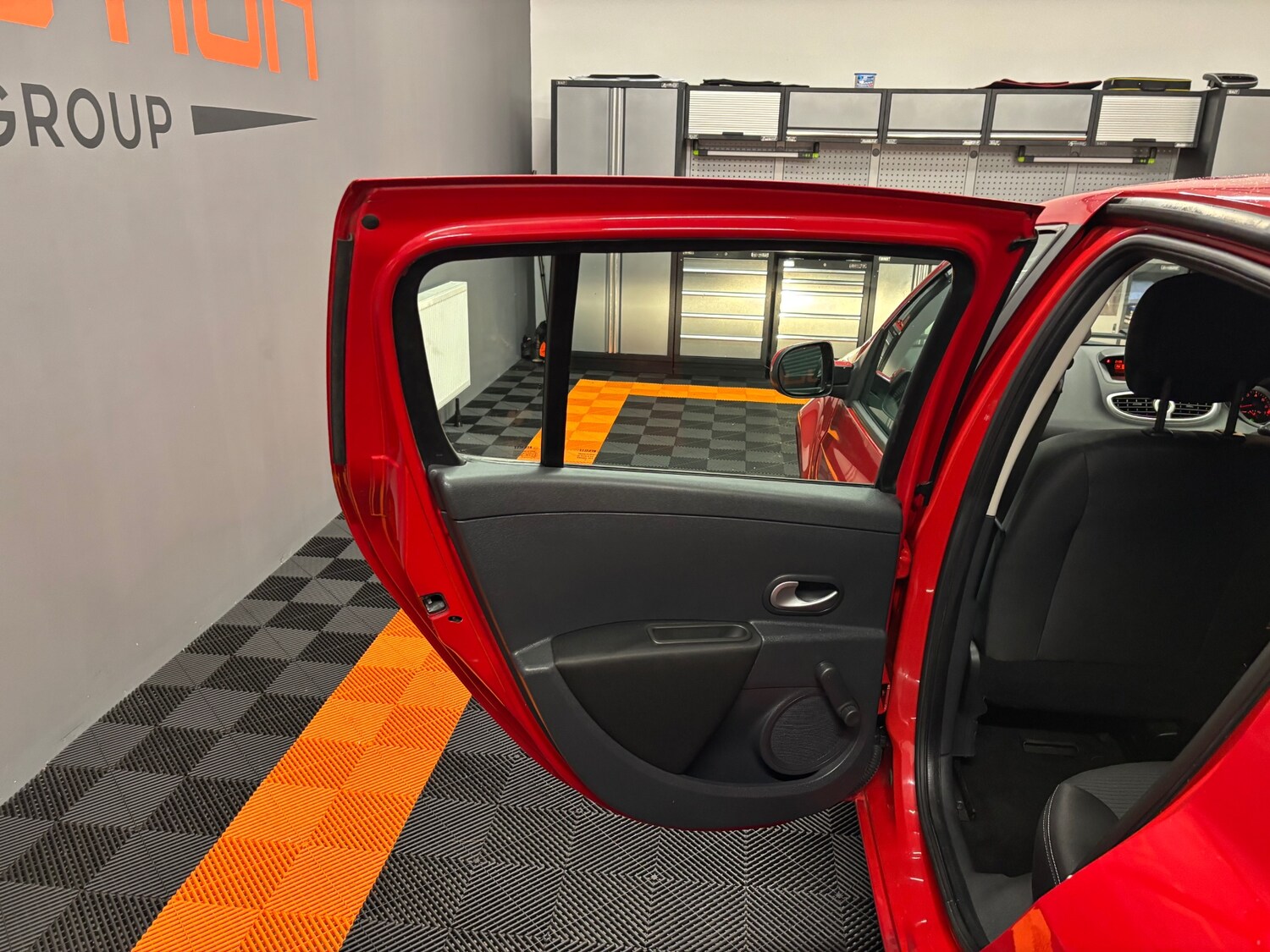 Used Renault Clio 2012 for sale - 77482654: Photo 57