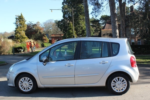 Used Renault Modus 2011 for sale - 73342302: Photo 8