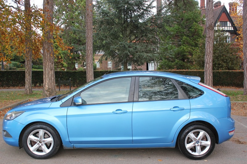 Used Ford Focus 2009 for sale - 76482658: Photo 4