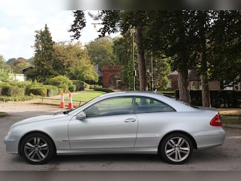 Used Mercedes-Benz CLK 2009 for sale - 76173543: Photo
