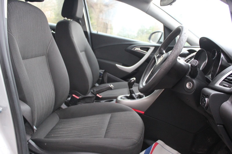 Used Vauxhall Astra 2011 for sale - 76665900: Photo 10