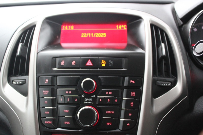 Used Vauxhall Astra 2011 for sale - 76665900: Photo 16