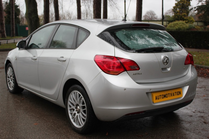 Used Vauxhall Astra 2011 for sale - 76665900: Photo 6