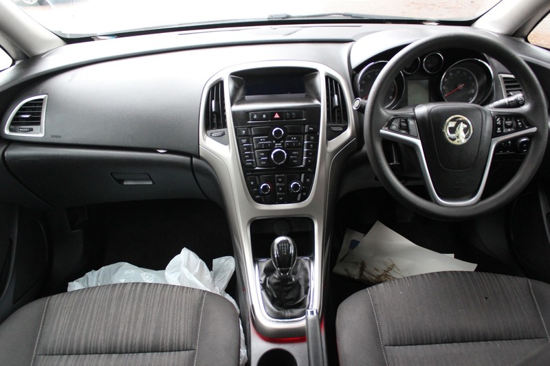 Used Vauxhall Astra 2011 for sale - 76665900: Photo 9