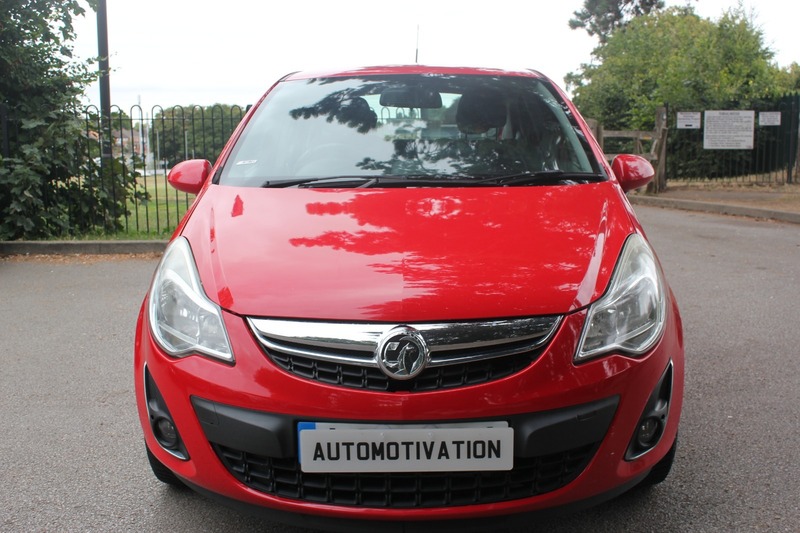 Used Vauxhall Corsa 2013 for sale - 76510471: Photo 2