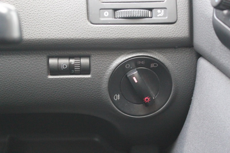 Used Volkswagen Polo 2004 for sale - 76631124: Photo 15