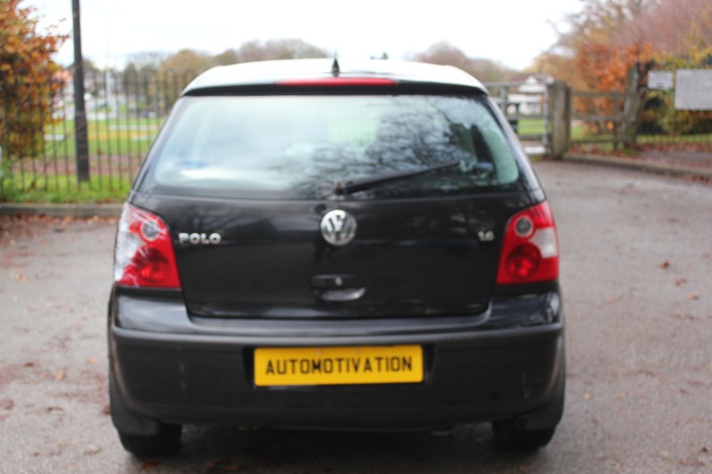Used Volkswagen Polo 2004 for sale - 76631124: Photo 7