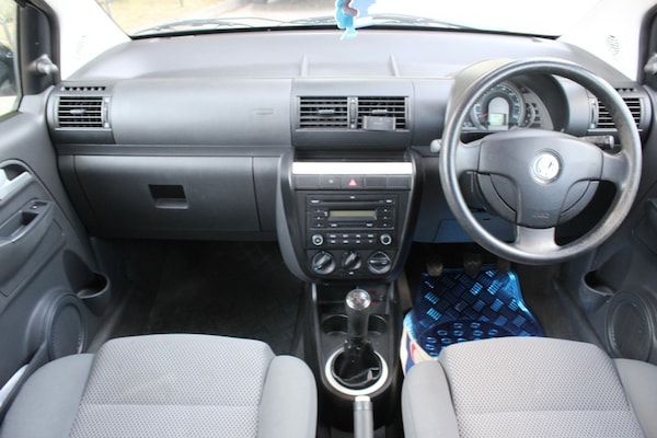 Used Volkswagen Fox 2010 for sale - 74997245: Photo 9