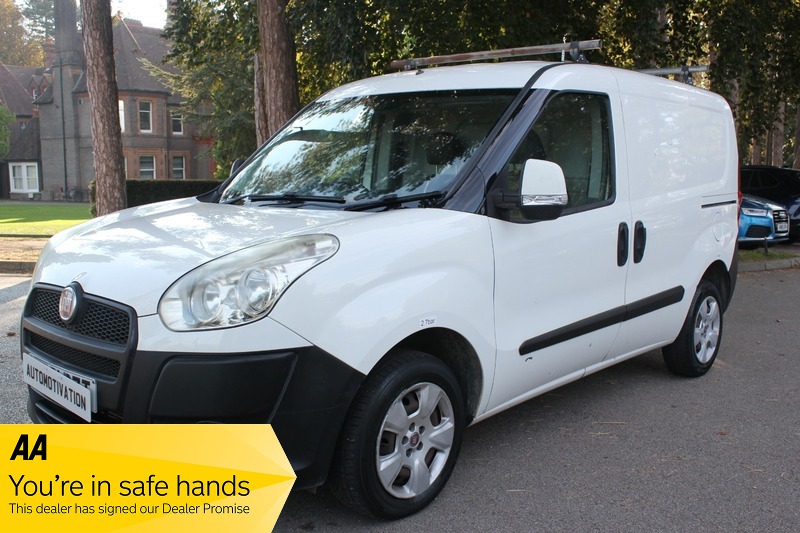 Used Fiat Doblo 2011 for sale - 76093105: Photo 2