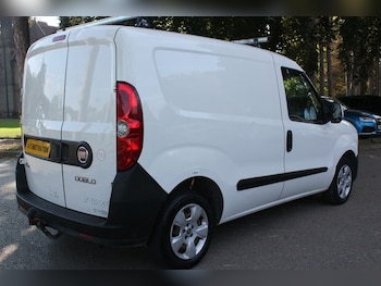 Used Fiat Doblo 2011 for sale - 76093105: Photo 4