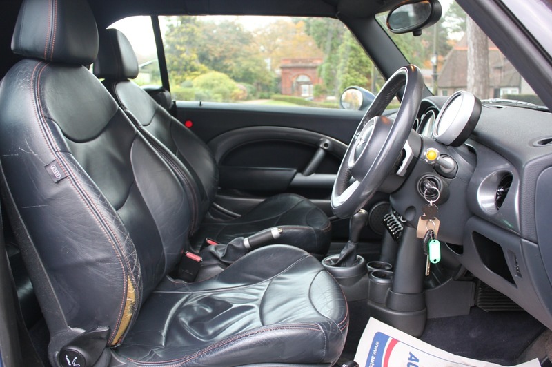 Used MINI Convertible 2006 for sale - 76454938: Photo 11