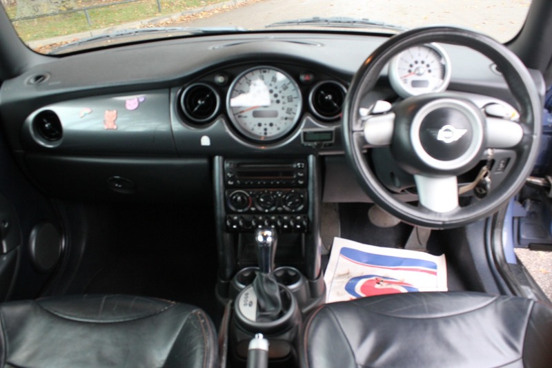 Used MINI Convertible 2006 for sale - 76454938: Photo 13