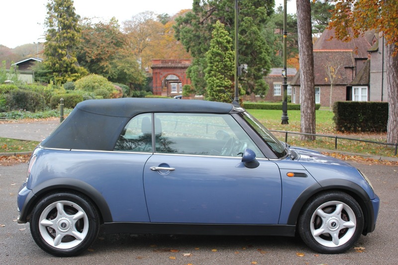 Used MINI Convertible 2006 for sale - 76454938: Photo 3