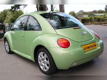 Used Volkswagen Beetle 2004 for sale - 75537693: Photo