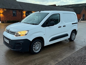 Used Citroen Berlingo 2020 for sale - 77980171: Photo