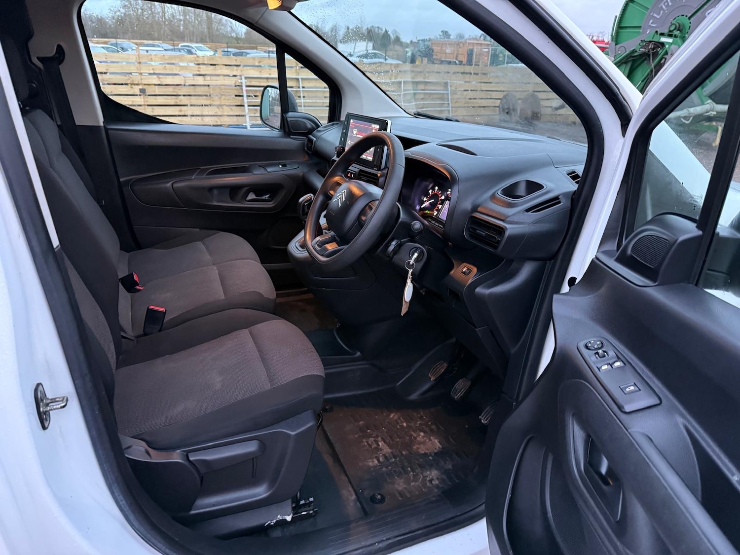 Used Citroen Berlingo 2020 for sale - 77980171: Photo 6